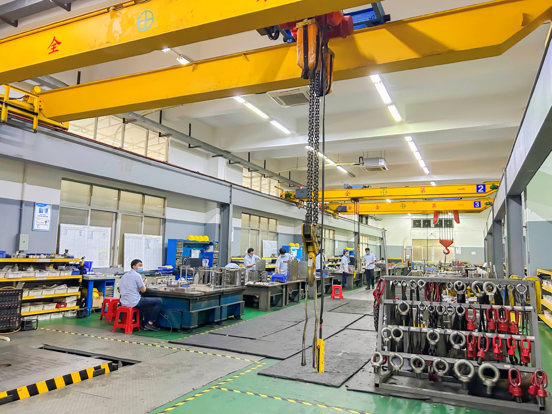 模具有限公司生产厂家是做什么的?