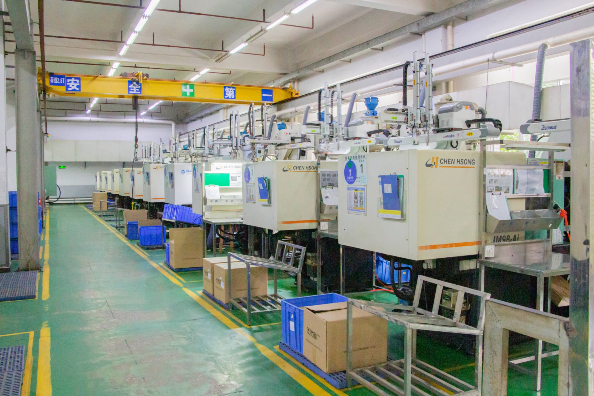 注塑模具开模车间实拍图片(5) 