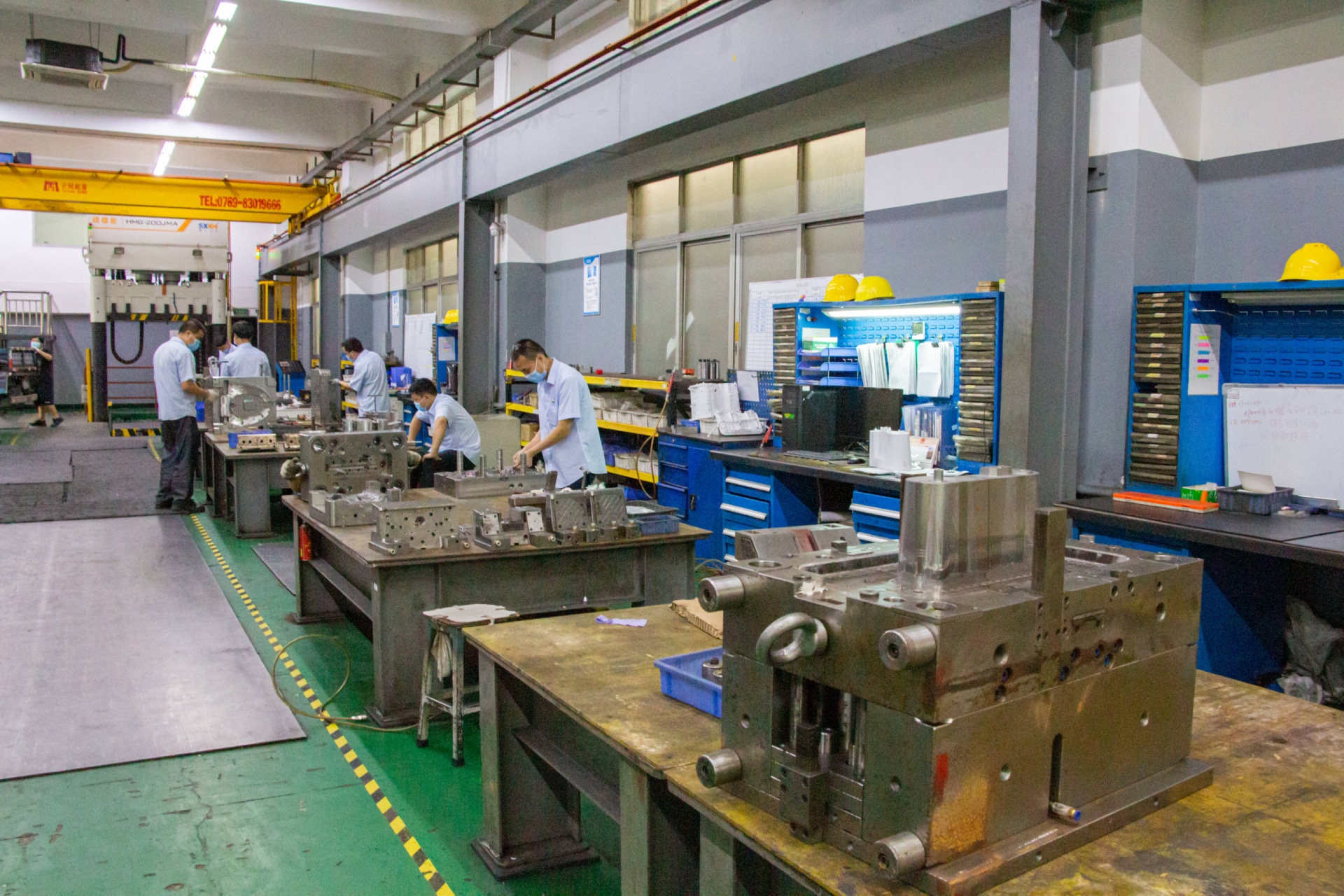 东莞永超塑胶精密模具制造厂家模具车间实拍图