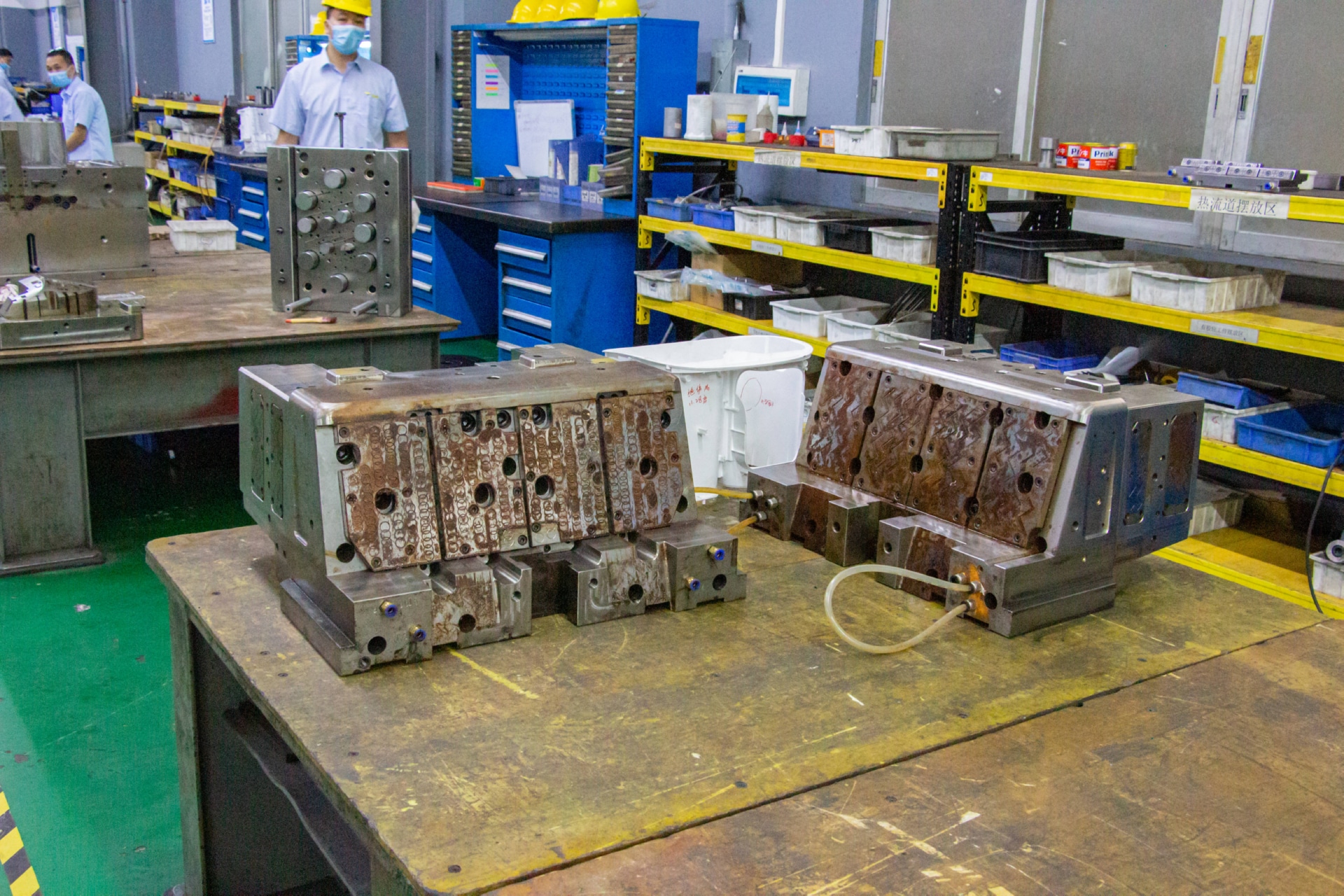 汽车零部件注塑模具结构大全有哪些?