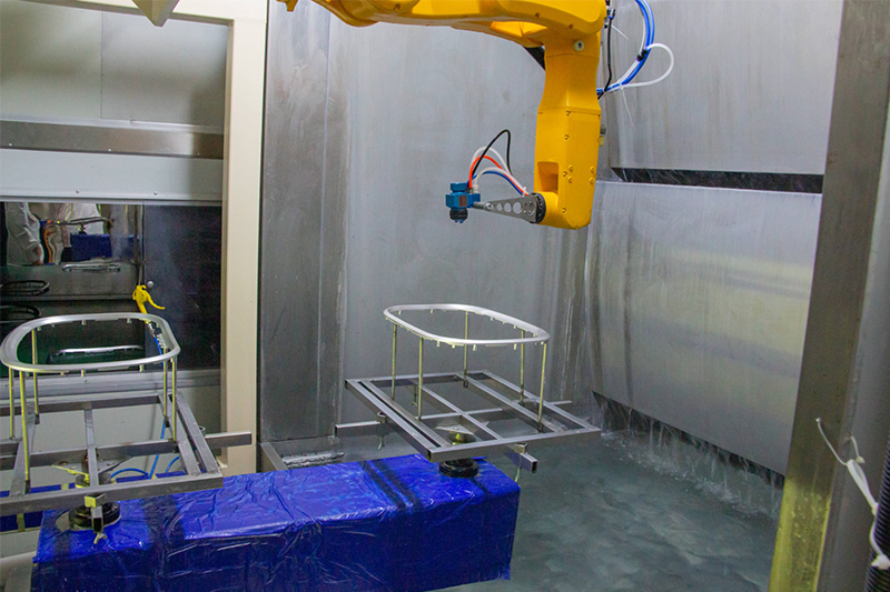 塑胶模具厂家喷涂车间