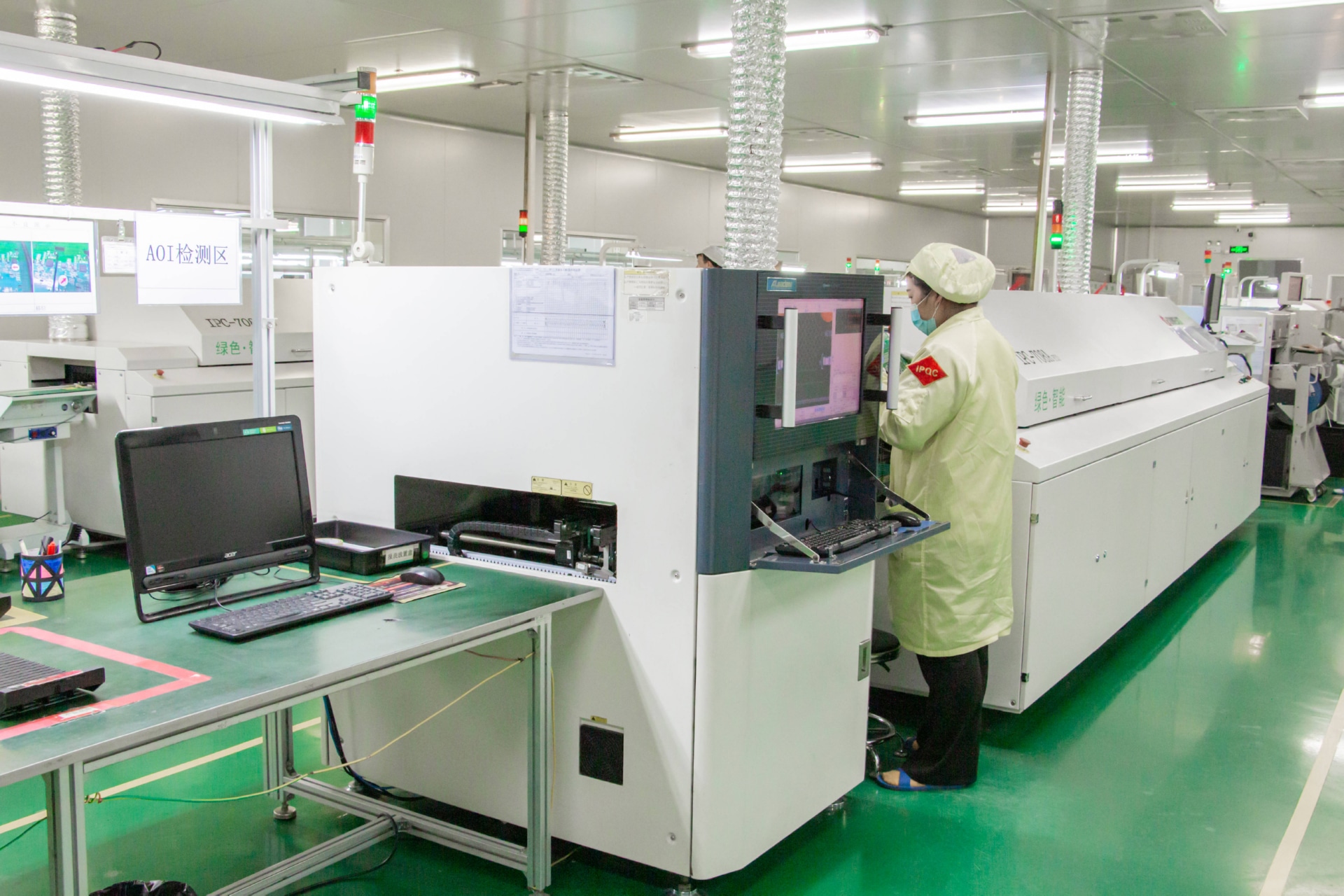 SMT贴片无尘车间实拍图片(1) 