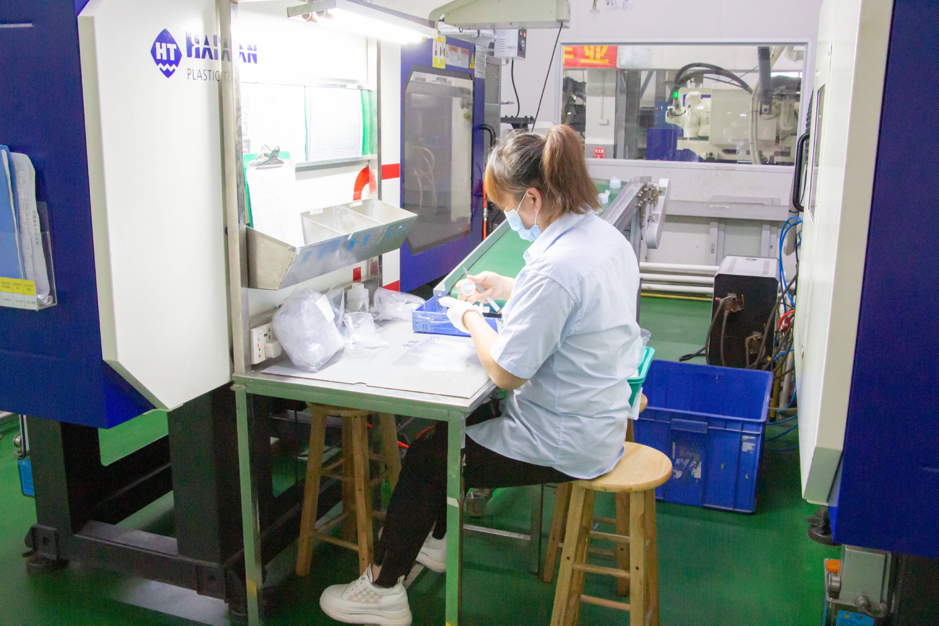 广东永超塑胶模具厂家注塑加工车间实拍图片