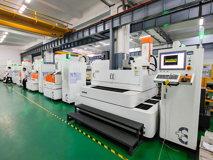 注塑模具和塑胶模具的区别是什么?